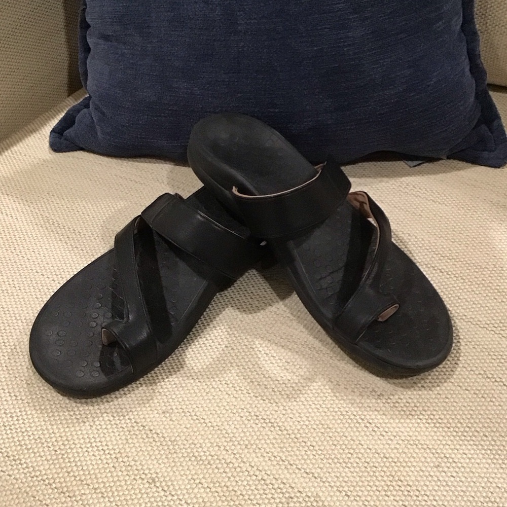 Vionic Black Slide Sandals